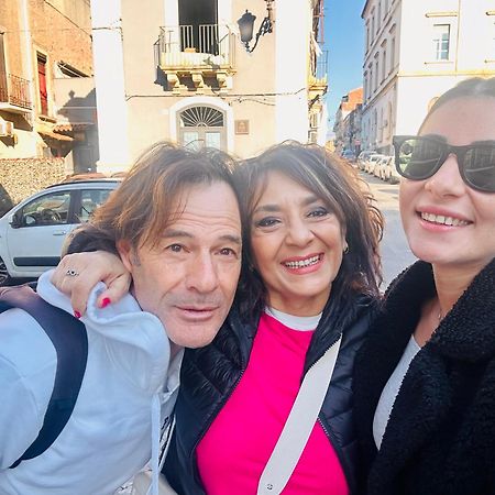Be Happy Rooms Catania Bagian luar foto