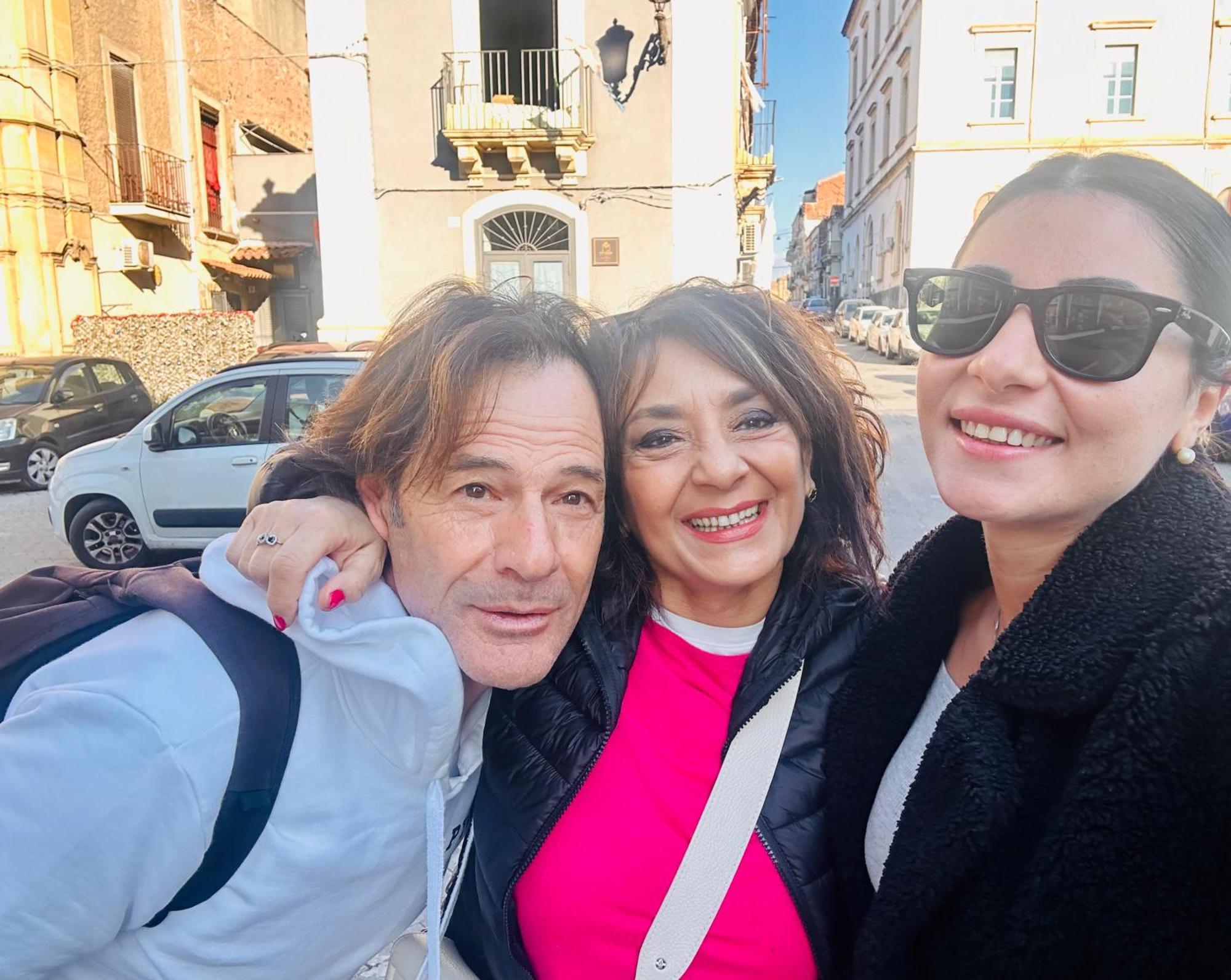 Be Happy Rooms Catania Bagian luar foto